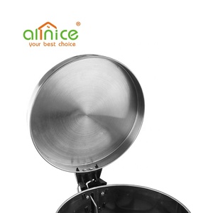 In Acciaio Inox <span class=keywords><strong>Pedale</strong></span> Del Metallo <span class=keywords><strong>Pedale</strong></span> Immondizia Bidone della <span class=keywords><strong>Spazzatura</strong></span> Trash Can Per Ufficio Bagno <span class=keywords><strong>Cestino</strong></span> Dei Rifiuti <span class=keywords><strong>Con</strong></span> Coperchio - Product Image 2