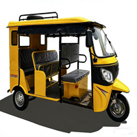 Exportation de Tuk-tuk à essence, double étage, avec carrosserie ouverte et moteur vertical refroidi par eau
