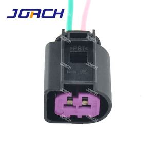 Conector de 2 Pines Hembra para Carcasa de Altavoz de Motor, Arnés de Cables Automotriz Impermeable 1J0973772 DJ7025C-3.5-21 - Product Image 2