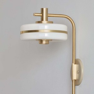Lámpara de pared moderna minimalista con acabado dorado, pantalla de cristal, portalámparas E27, fuente de alimentación LED, 110V, 240V, iluminación para dormitorio y sala de estar - Product Image 1
