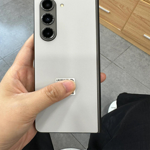 โทรศัพท์มือถือพับได้รุ่น SM-F926U ขนาด 7.6 นิ้ว แบตเตอรี่ 4400mAh ปลดล็อคจากโรงงาน รองรับ LTE ภาษาอังกฤษ รุ่น Fold 4 5 6 - Product Image 4