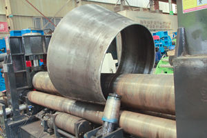 Máquina Automática de Curvado de Placas de 8 mm Serie W11S con Certificación CE para el Procesamiento de Acero al Carbono, Aluminio y Acero Inoxidable - Product Image 4