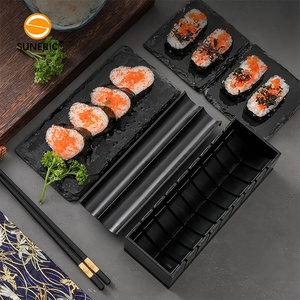 <span class=keywords><strong>Kit</strong></span> de découpe de <span class=keywords><strong>sushi</strong></span> en plastique Abs de qualité supérieure Outils de moulage de rouleaux de riz pour sushis de cuisine - Product Image 6