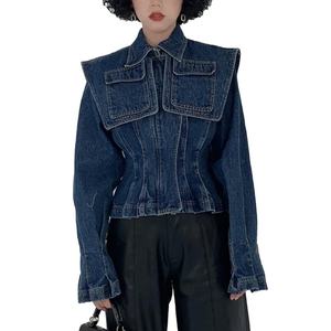 Novedades: Chaqueta vaquera corta ajustada de manga larga con solapa azul y bolsillos para mujer - Product Image 3