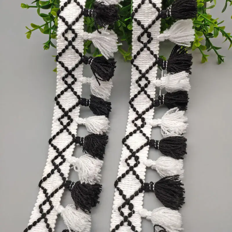 Length 5 CM acrylic fibers Black White 2 colors pom pom trim two tones broom fringe Tassel lace For curtain Scarf Accessories