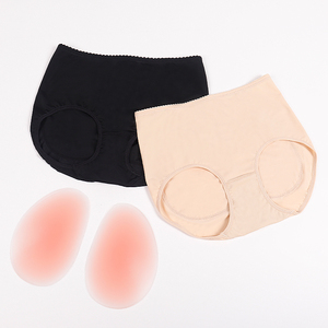 Panties transpirables con almohadillas para realce de glúteos brasileños, control medio, uso diario, nailon y elastano - Product Image 3