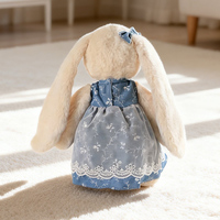Peluche Lapin Personnalisée OEM ODM, Robe Florale en Jean Vintage, Lapin aux Oreilles Tombantes, Animal en Peluche Doux, Poupée Décorative Fantaisie pour Chambre
