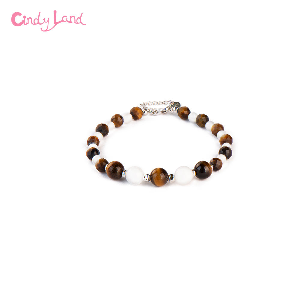 สีน้ำตาล