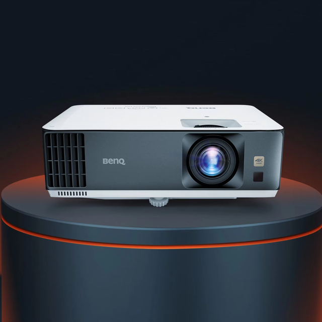 BenQ BK0305 3200 ANSI Lumens 4k 3840x2160  Lamp DLP Video Game Projector
