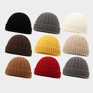 Gorro de Punto Jacquard Trenzado Vintage, Otoño-Invierno 2025, Gorro de Pescador de Corona Corta para Hombre, Estilo Urbano - Product Image 1