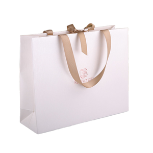 Sacs de shopping en papier enduit de luxe personnalisés haut de gamme, recyclables, impression numérique, sacs à bijoux personnalisés, accessoires en ruban, chaussures - Product Image 1