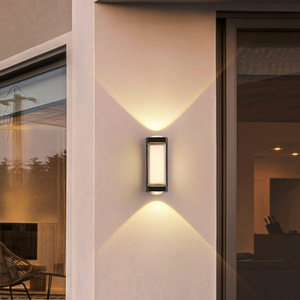 Lampade da Parete Esterne Moderne IP65 Impermeabili, Colore Nero, per Giardino, Parco, Portico, Illuminazione Stradale - Product Image 4