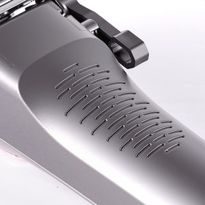 Recortadora de <span class=keywords><strong>Barba</strong></span> Dorada con Pantalla LED Modelo Nuevo RAF R.490 con 4 Peines Cortos, Recortadora de Pelo Eléctrica Inalámbrica para Hombre - Product Image 5