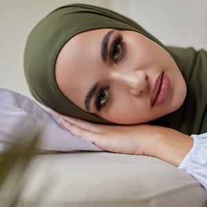 Prix d'usine Écharpes antidérapantes Hijabs musulmans Maillot discret mais luxueux Maillot Hijab Maillot Hijab à couverture complète - Product Image 3
