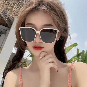 Korean Style Square Sunglasses For Women Full <b>Frame</b> PC UV Protection Irregular Mirror Design Street Fashion - Product Image 4