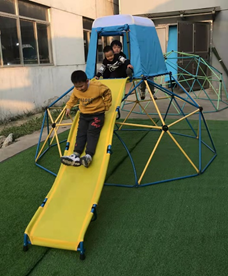 Dôme d'escalade CTSC de 3,6 m avec extensions, toboggan, barres de grimpe et balançoire, également une <span class=keywords><strong>cabane</strong></span> pour que les enfants puissent s'amuser à l'extérieur et dans les jardins. - Product Image 2