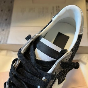 Chaussures de luxe de haute qualité à lacets pour femmes et hommes, design en forme d'étoile, semelle épaisse, empeigne en mesh respirante, légères et décontractées - Product Image 5