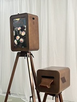 Station photo commerciale en bois pour mariages et événements avec écran tactile de 18,5 pouces et support d'imprimante