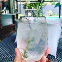 Articles promotionnels, gobelets à vin en plastique, gobelets à vin en plastique personnalisés avec logo pour les événements
