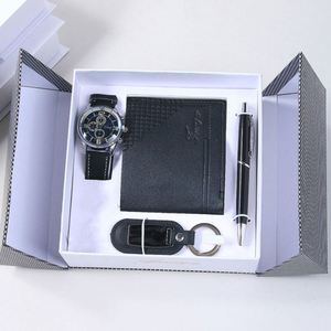 Coffret cadeau de luxe 4 en 1 pour homme, pour le bureau, la remise de diplôme, la fête des pères et Noël : mug à café, portefeuille, ceinture, lunettes de soleil et porte-clés - Product Image 3