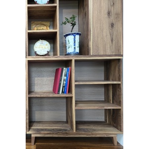 Estantería vertical de madera maciza en estilo retro Almacenamiento de madera de nogal negro Hermosa exhibición Diseño tradicional para la decoración de la sala de estar - Product Image 3