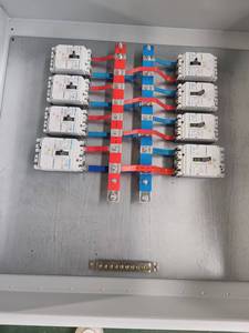 Caja de Distribución de Energía Personalizada para Exteriores, de Acero Inoxidable 304, Resistente a la Lluvia, con Altas Clasificaciones de Resistencia a la Intemperie (IP65 IP66 Mín.) - Product Image 2