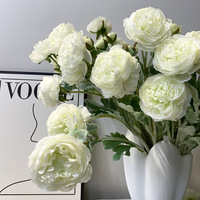 Levensechte 50cm 3-koppige wit-oranje-roze Ranunculus Premium zijden kunstmatige pioenroos voor thuis, bruiloft, evenement of feestdecoratie