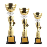 Trophées et récompenses vierges en métal à grande coupe et base carrée noire, pour événements sportifs, compétitions de discours, vente en gros, bon marché
