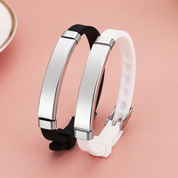 Bracelet pour enfants personnalisé en acier inoxydable réglable avec bracelet en silicone multicolores pour garçons et filles