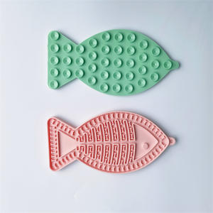 Viagem Pronto <span class=keywords><strong>Pet</strong></span> Alimentação <span class=keywords><strong>Bowl</strong></span> Use Eco Friendly Sólidos Peixe Em Forma De Silicone Alimentador Lento Anti Choke Dog Cat Lamber Food Mat - Product Image 3