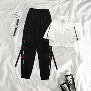 Pantalones sólidos de Hip-Hop para mujer, capris femeninos con cintura elástica, material de algodón, color negro, diseño Cargo