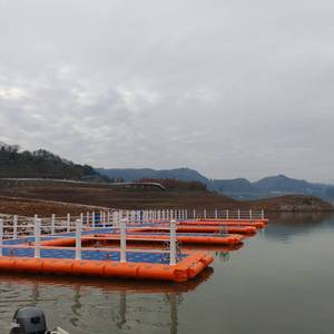 Sistema de Muelle de Pontón <span class=keywords><strong>Flotante</strong></span> Modular de HDPE para Embarcaciones, Jet Skis, Yates y Marinas con Conexión de Bisagra Durad - Product Image 4