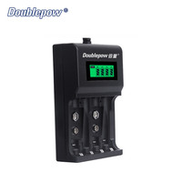 Chargeur de batterie rapide Doublepow UK95 Écran LCD à 4 emplacements 1.2V 9V AA Chargeur de batteries au lithium NIMH avec câble USB