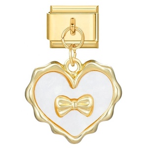 Accesorios de Joyería de Oro Personalizados, Creativos y Hechos a Mano en Italia - Módulos de Pulsera con Dijes de Moda - Hechos a Mano - Product Image 5