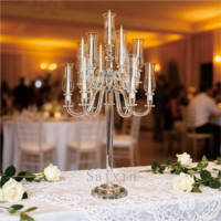 Fournisseur direct, vente en gros, nouveau design, chandelier en cristal à 13 bras pour la décoration de table de mariage