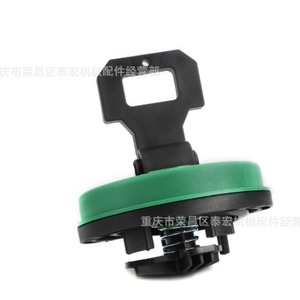 ฝาถังน้ำมันรถขุดแคตเตอร์พิลลาร์ รุ่น 142-8828 พลาสติกสีเขียว พร้อมคลิปหนีบสีดำ สำหรับฝาถังดีเซล - Product Image 4