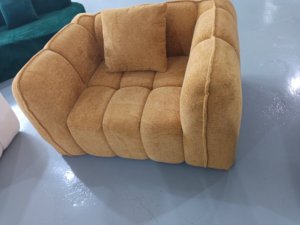 Sofá Seccional Moderno Verde Bouclé con Mechones, Comprimido en Caja, Tres Plazas, Mueble de Sala con Brazos Acolchados - Product Image 4
