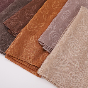 2026年新作 花柄プリント クリンクルスカーフ ソフト 軽量 ムスリム ヘッドカバー ターバンスタイル ファッションヒジャブ 女性用 デイリーユース - Product Image 5