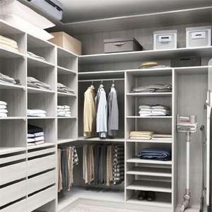 Armoires de dressing de style européen moderne avec éclairage LED intégré, quincaillerie de marque haut de gamme, porte en verre - Product Image 2