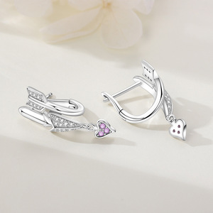 Boucles d'oreilles en forme de flèche de Cupidon en cuivre blanc, boucles d'oreilles originales haut de gamme, accessoires pour femmes - Product Image 4