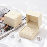 Boîtes à bagues rigides en papier faites à la main, élégantes et luxueuses, pour la présentation et le rangement de bijoux, emballage cadeau, logo estampé à l'or