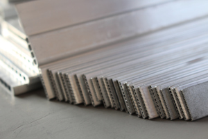 Vente directe usine : Pièces de radiateur – <span class=keywords><strong>Tube</strong></span> plat en aluminium pour radiateur automobile, tailles personnalisables, soudage, dé<span class=keywords><strong>coupe</strong></span>, structure stable - Product Image 5