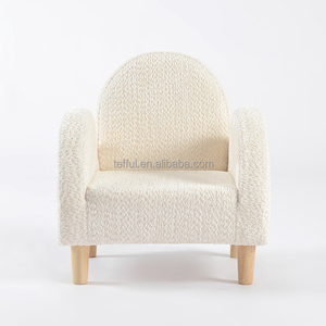 Chaise d'enfant en boucle avec accoudoirs, pieds en bois de caoutchouc, pour tout-petit - Product Image 2