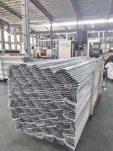 Ventilateur de plafond industriel HVLS à faible bruit et grand volume pour entrepôt et usine, moteur PMSM IE5, 24 pieds (7,3 m), pour refroidissement et ventilation, économie d'énergie - Product Image 6