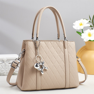New Small <b>Square</b> Diamond Lattice Bag Pu Solid Zipper Fashion Single Shoulder Messenger Bag With Chain Ladies Handbag - Product Image 2