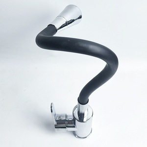 Grifo de Cocina Extraíble con Rociador, Montado en Encimera, Manguera Flexible, Válvula de Cerámica, Construcción de Latón, Diseño Contemporáneo - Product Image 3
