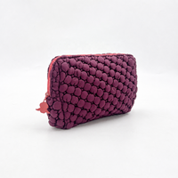 Pochette de maquillage matelassée personnalisée avec logo, imperméable, en pongé, esthétique, pour voyage, organiseur de toilette, rangement de beauté