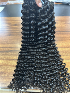Lots de <span class=keywords><strong>Cheveux</strong></span> Naturels Bouclés Profonds en Gros, Extensions Vietnamiennes, Perruques en <span class=keywords><strong>Cheveux</strong></span> Humains, <span class=keywords><strong>Cheveux</strong></span> Vierges à Cuticules Alignées - Product Image 2