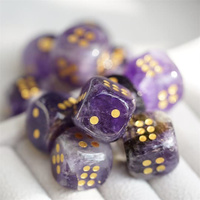 Nouveaux accessoires de jeu : dés en pierre naturelle (Œil de tigre, Améthyste, Agate mousse, Quartz rose, Jade), cristaux de guérison polis en forme de cube
