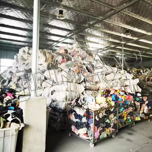 Vente en gros en usine <span class=keywords><strong>de</strong></span> chaussures <span class=keywords><strong>de</strong></span> basket-ball d'occasion <span class=keywords><strong>de</strong></span> haute qualité <span class=keywords><strong>de</strong></span> <span class=keywords><strong>marque</strong></span> internationalement reconnue pour hommes - Product Image 3